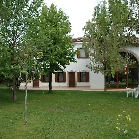 Bed & Breakfast Rose Rosse Cadi David