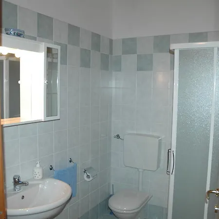 罗斯罗斯旅馆 Cadi David